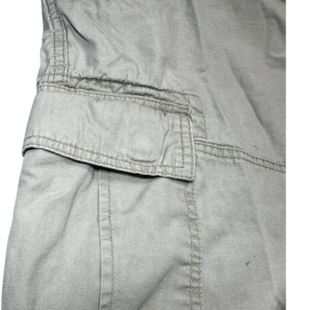 Chaps Mens Cargo Shorts Size 40 Khaki Tan 100% Cotton Casual Utility